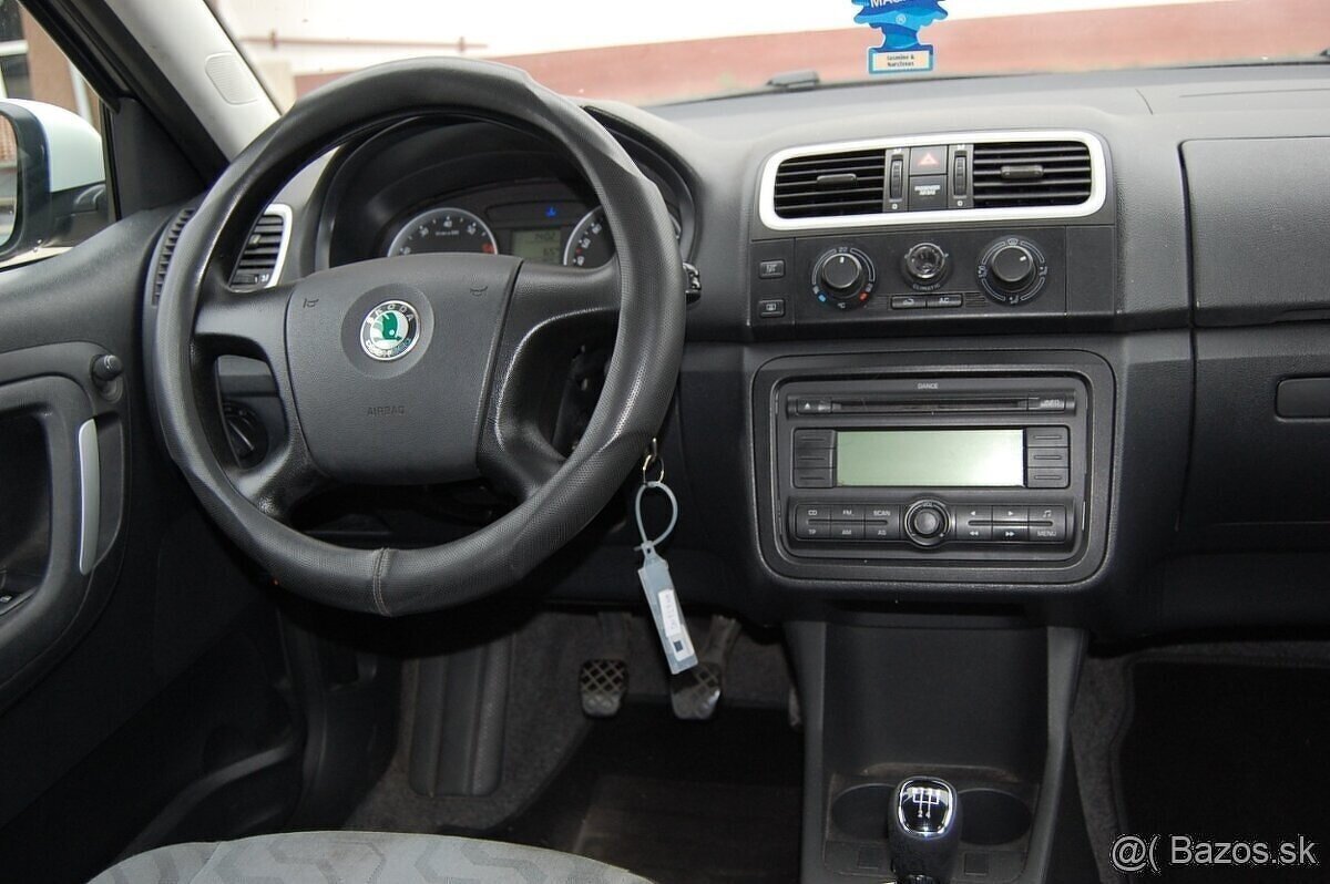 Škoda Fabia - 13