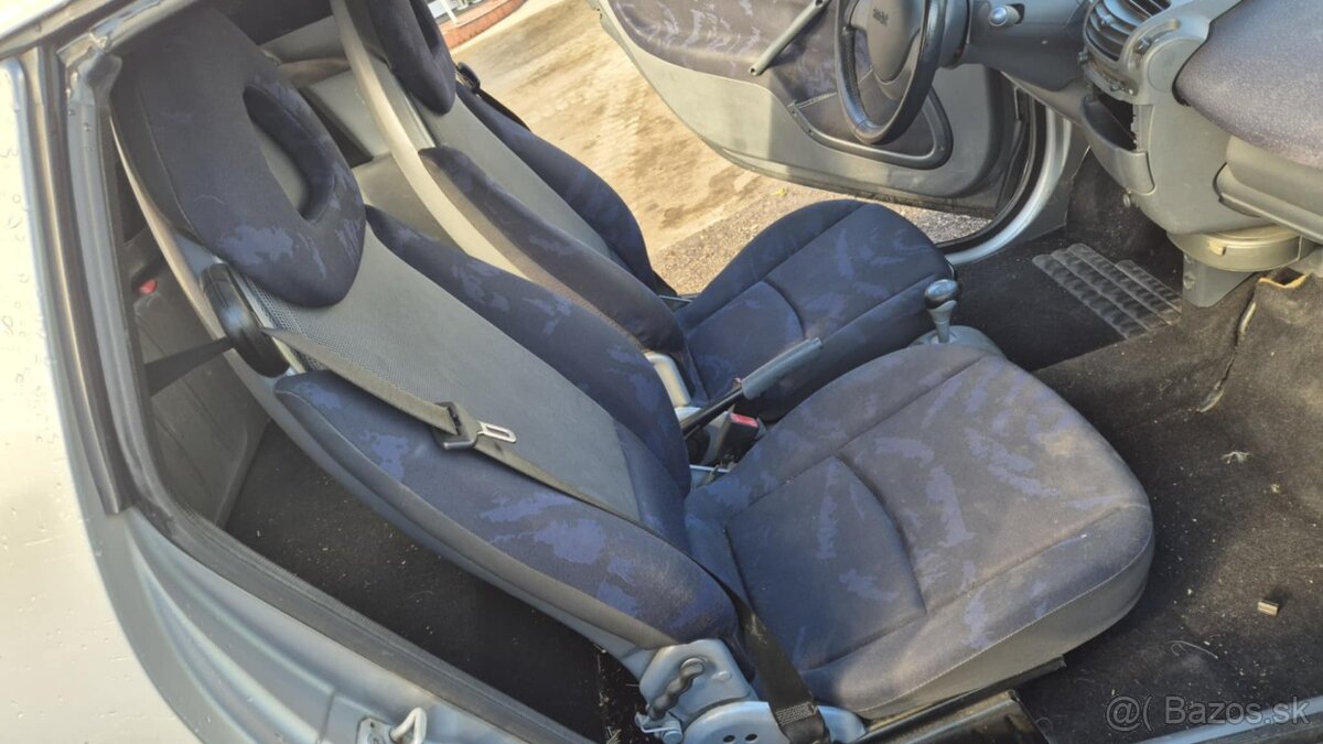 Smart Fortwo 0,6i 45kw kód motora: 160.920 - 13