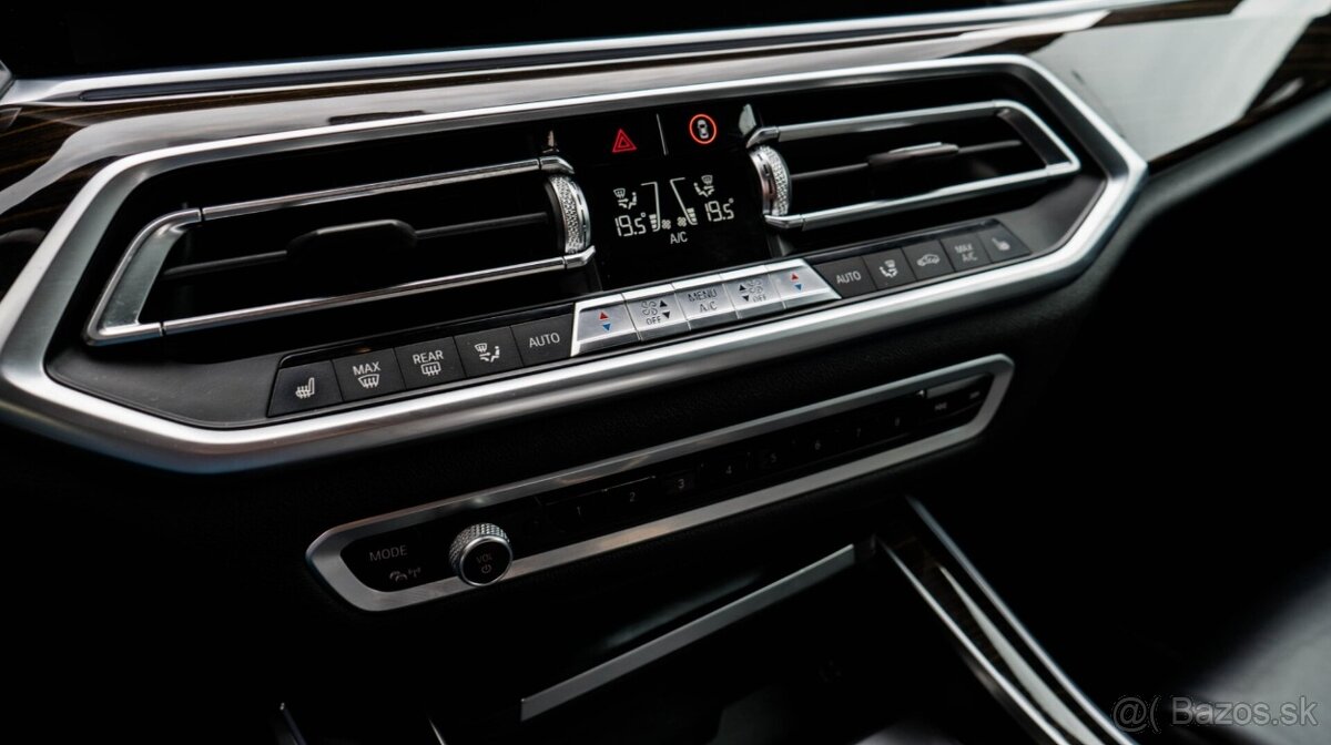 BMW X5m xDrive30d A/T - 13