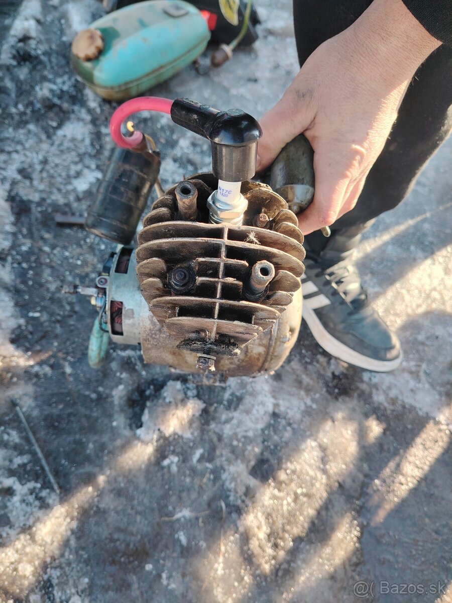 Predám dva krát motor pionier - 13