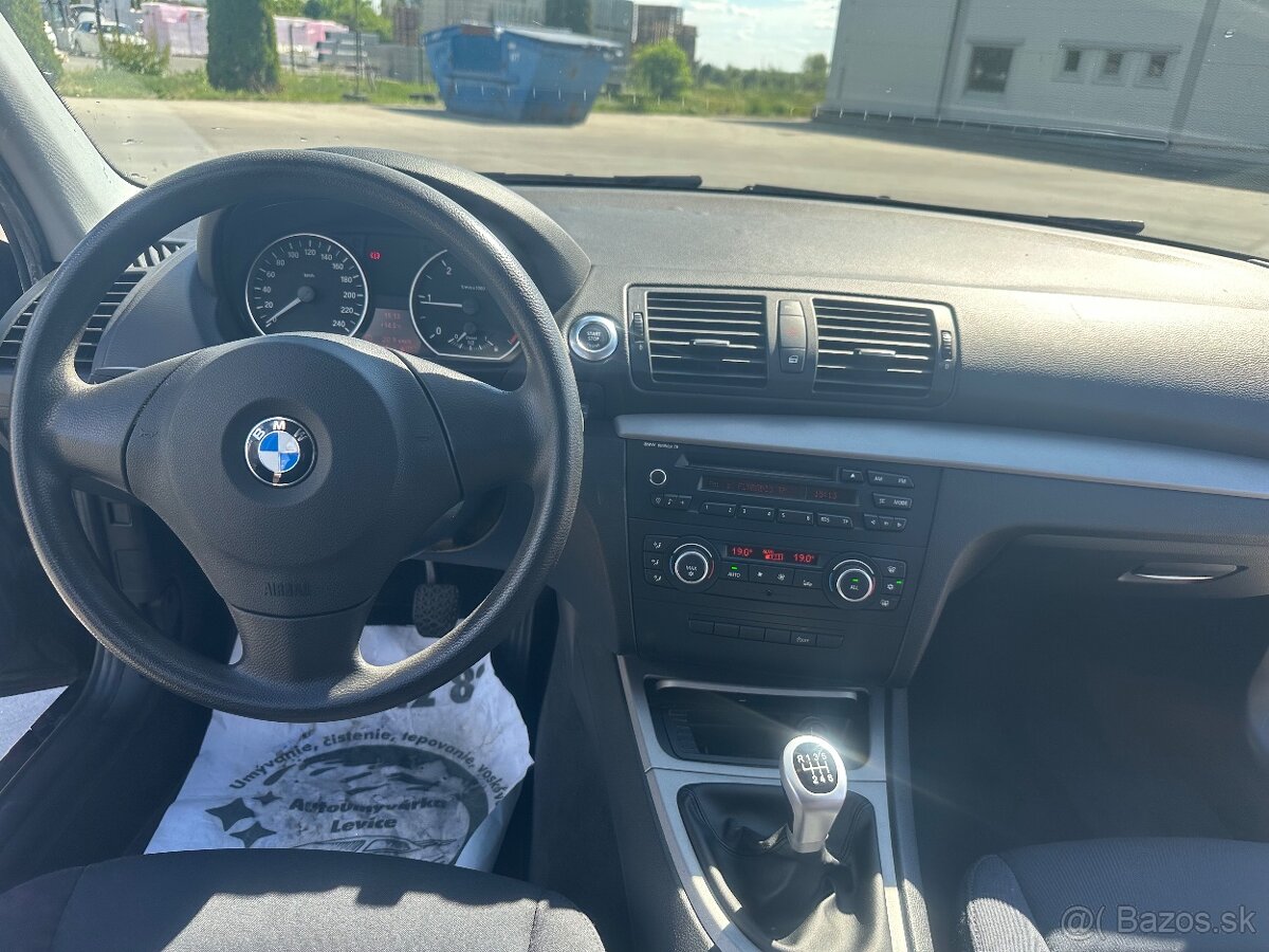 BMW 118d - 13