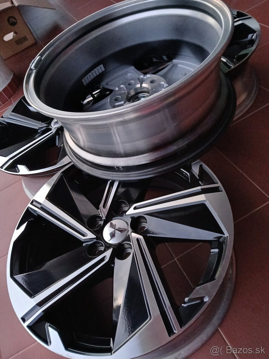 Predám nové originál disky MITSUBISHI R18. - 13