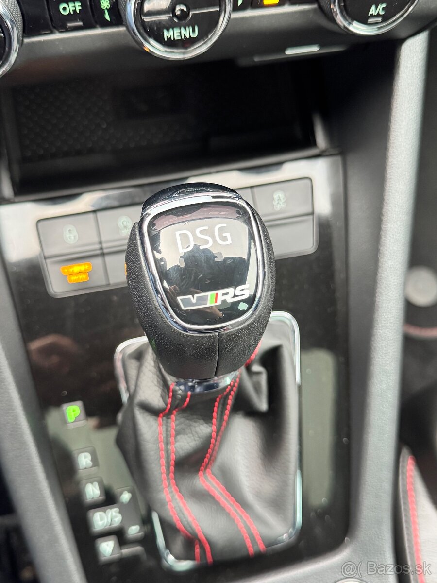 Škoda Octavia Combi RS 180kW, 2018, DSG - 13