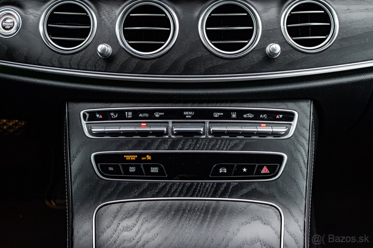 Mercedes-Benz E220d 4Matic / AMG Line / Burmester - 13