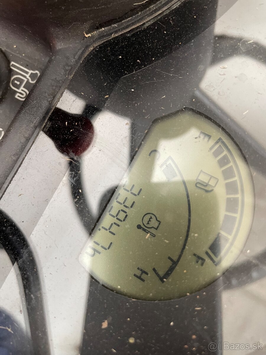 Komunálna kosačka Kubota G23 HD - 13