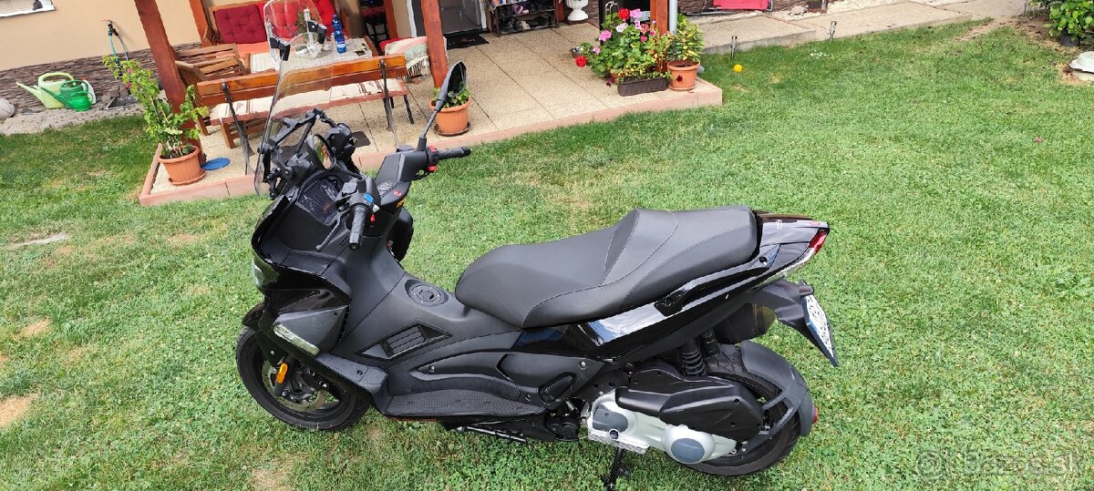 Malaguti Madison 300 - 13