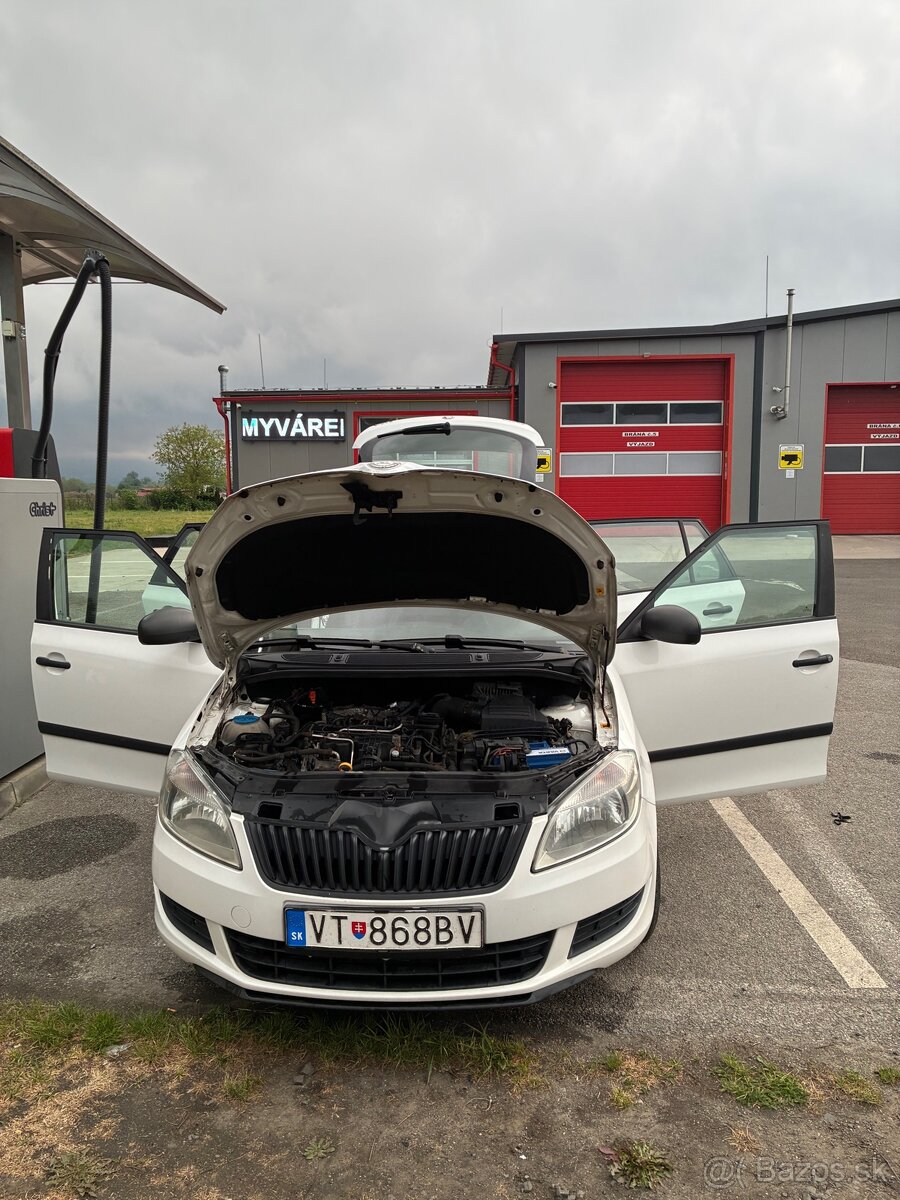 Škoda Fabia 2 - 13