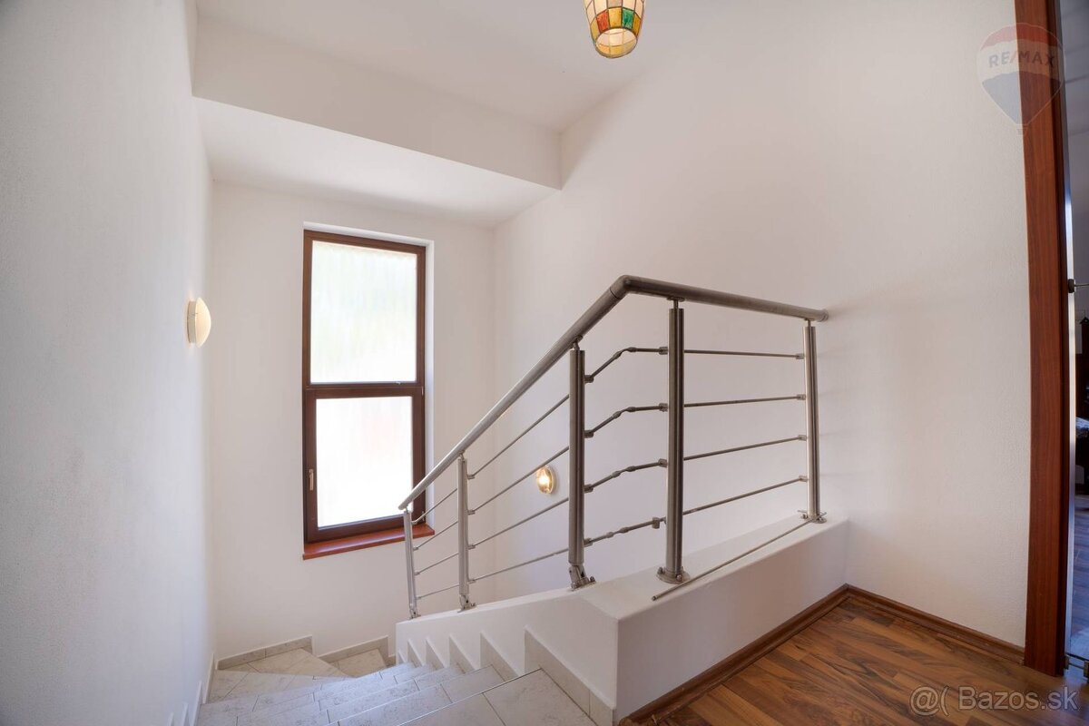 5-izbový rodinný dom s garážou v Kalinkove - 13