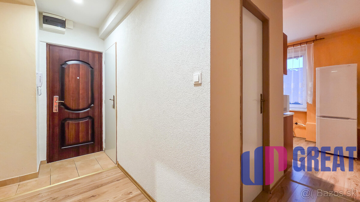 SPIŠSKÁ NOVÁ VES 2-izbový tehlový byt na PREDAJ - 13