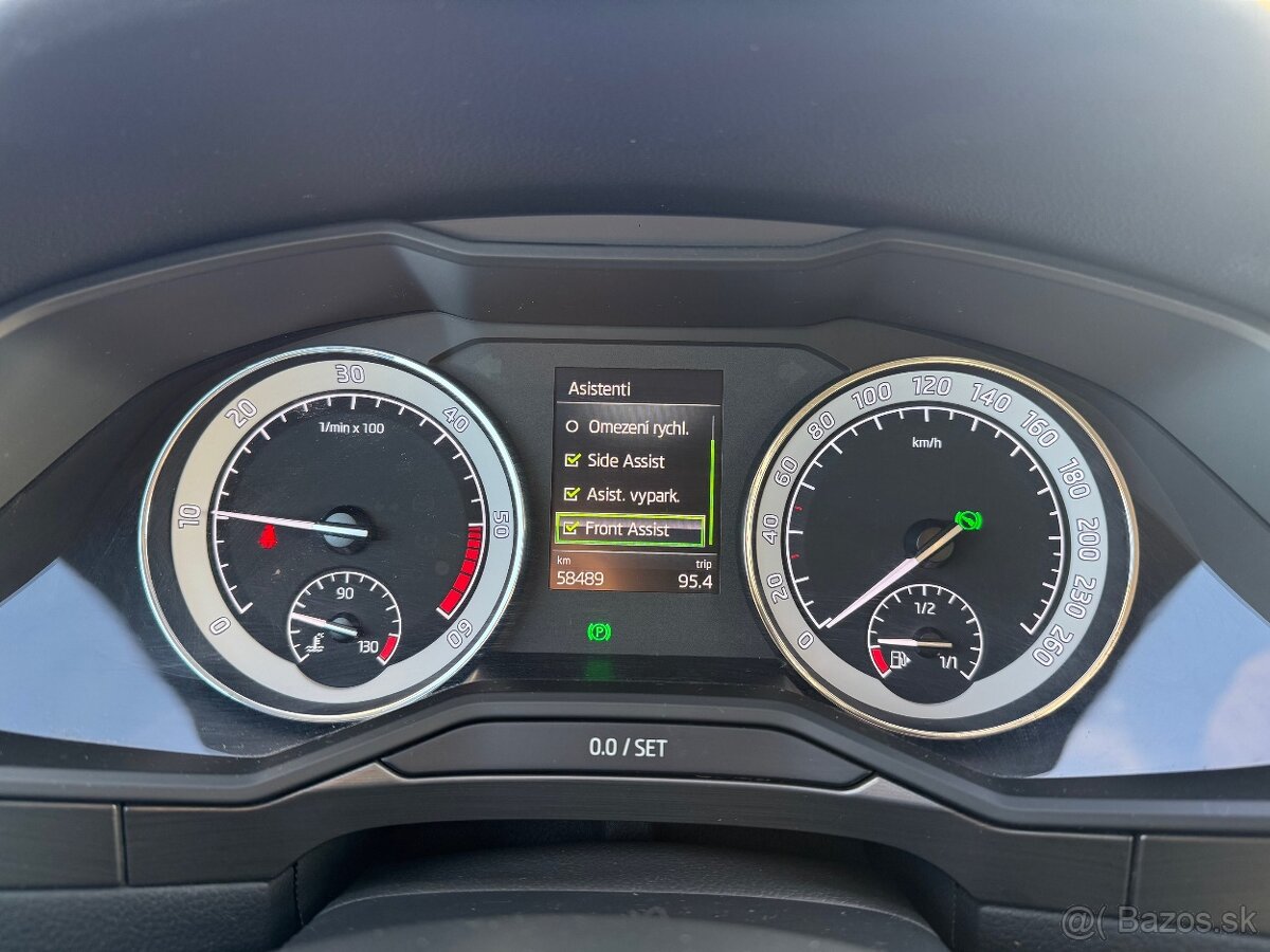 Superb Combi 2.0TDI DSG 58tis km DPH ČR FACELIFT, KAMERA,ACC - 13