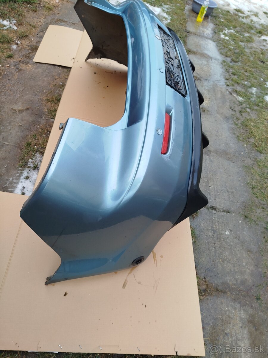 Mitsubishi lancer zadný náraznik - 13