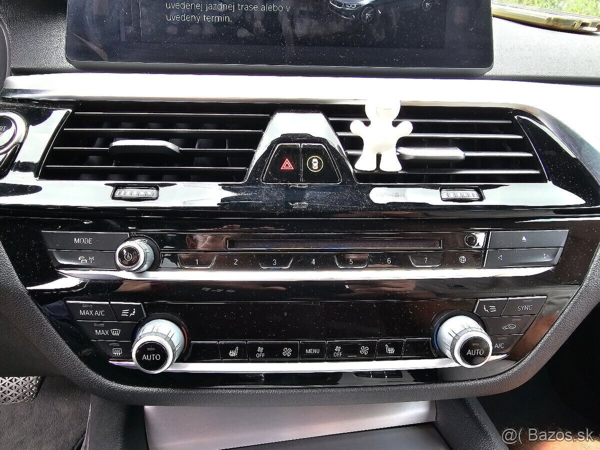 BMW 520d xDrive - 13