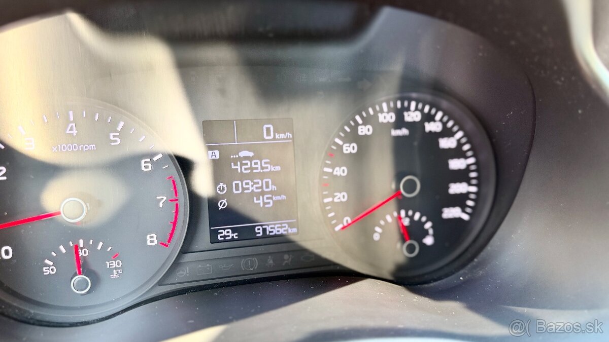 Kia Stonic 1,4 CVVT+LPG - 13