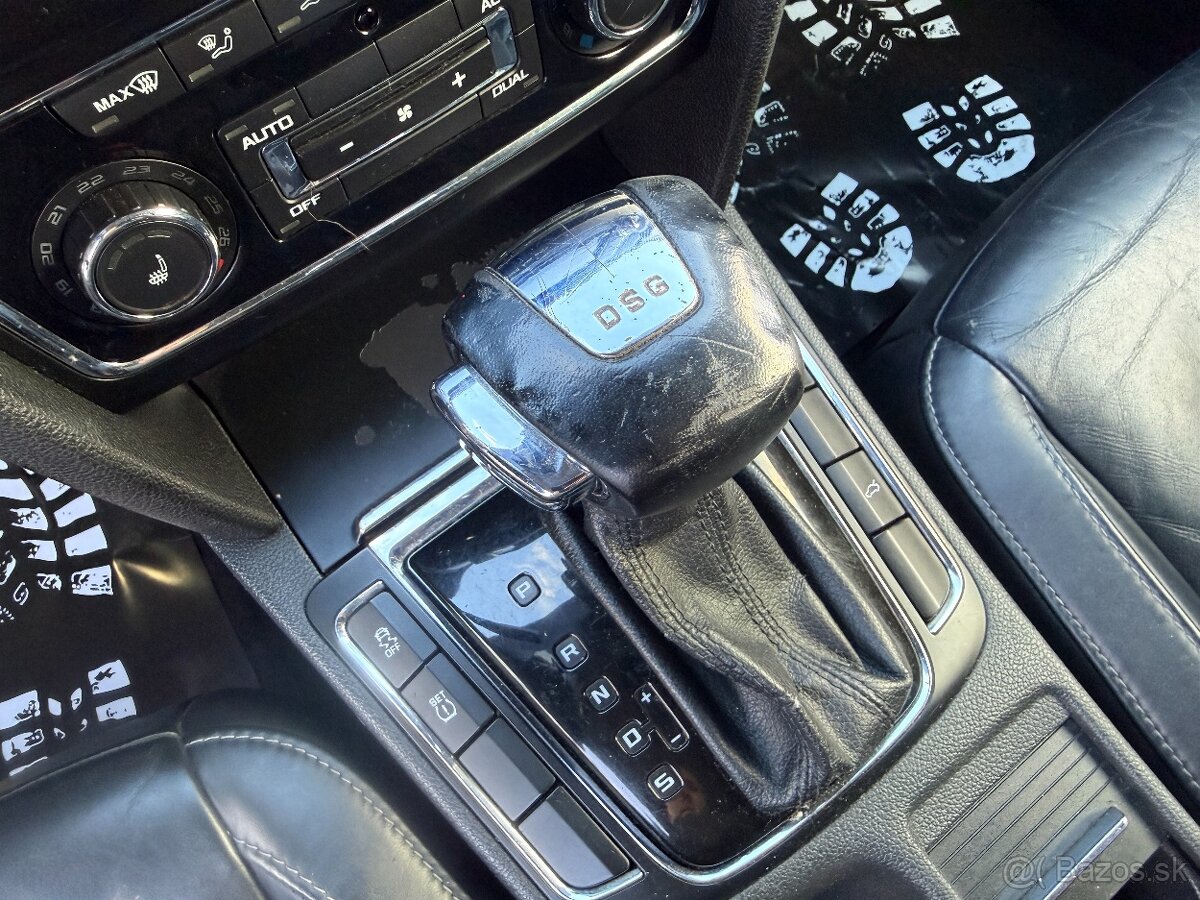Škoda Superb Combi 2.0 TDI CR 170k Elegance DSG - 13