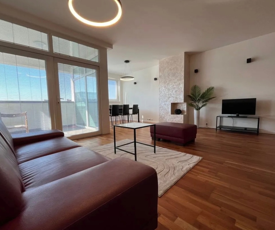 BEZ PROVÍZIE RK - 3izb NOVOZARIADENY byt Kramare 87m2 - 13