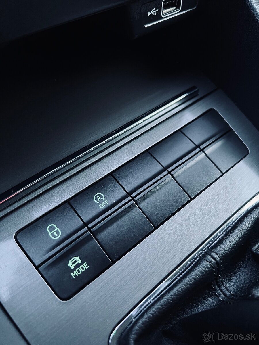 Škoda Octavia Combi 2.0 TDI “2020 VIRTUAL” - 13