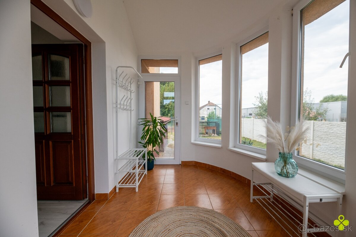 Rodinná villa na dobrej adrese – Prievidza - 13