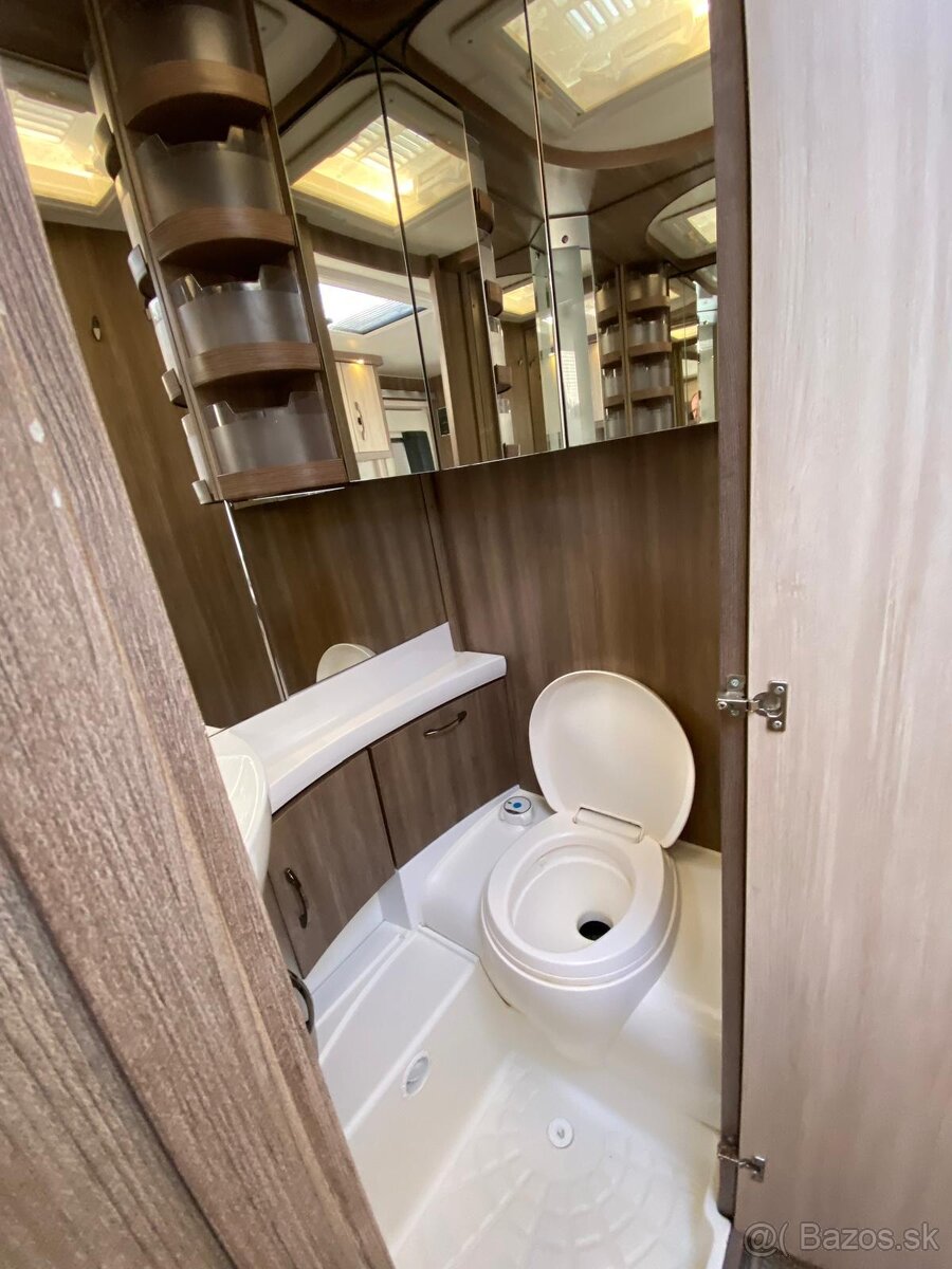 Obytny prives Hobby 440 - De luxe - 2017, predstan - 13