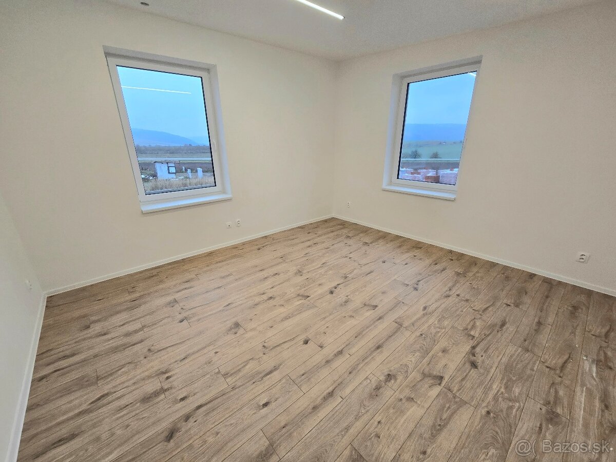 Na predaj moderná 4-izbová novostavba obec Svinia - 13