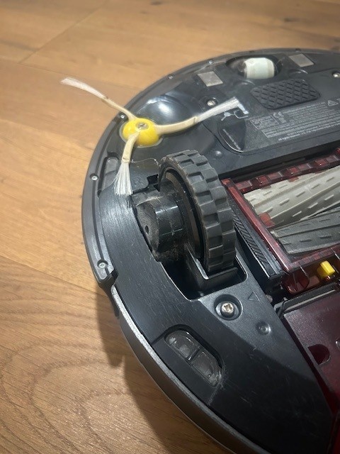 Robotický vysávač iRobot Roomba 870 - 13