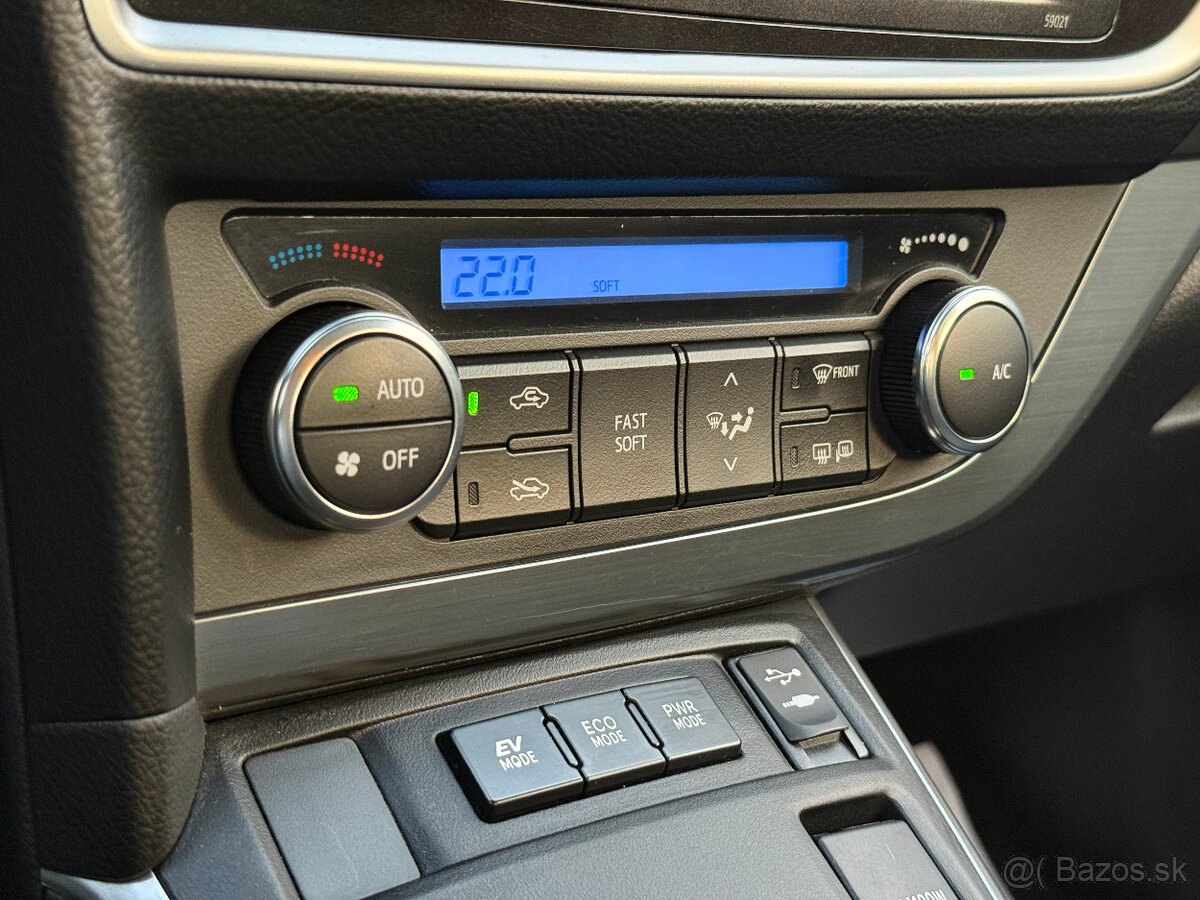 Toyota Auris 1.8i Hybrid Dynamic - 13