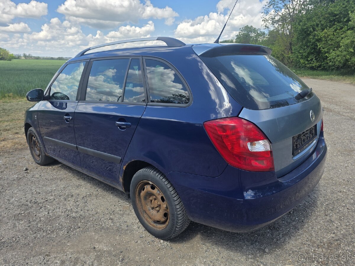 Škoda Fabia 1.2 TSi Combi Facelift - 13