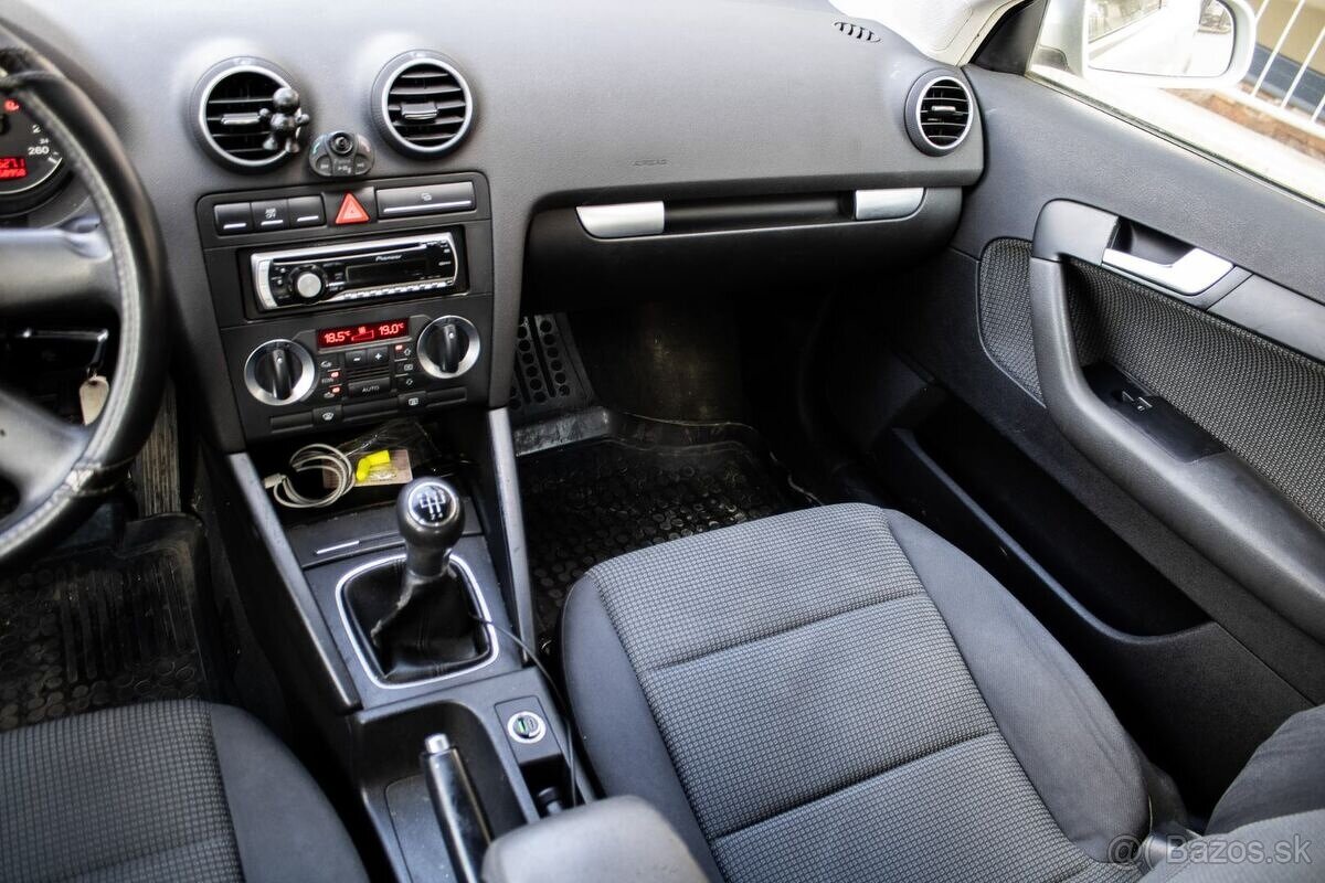 Audi A3 Sportback 1.9 TDI, 77kW (2008) - 13