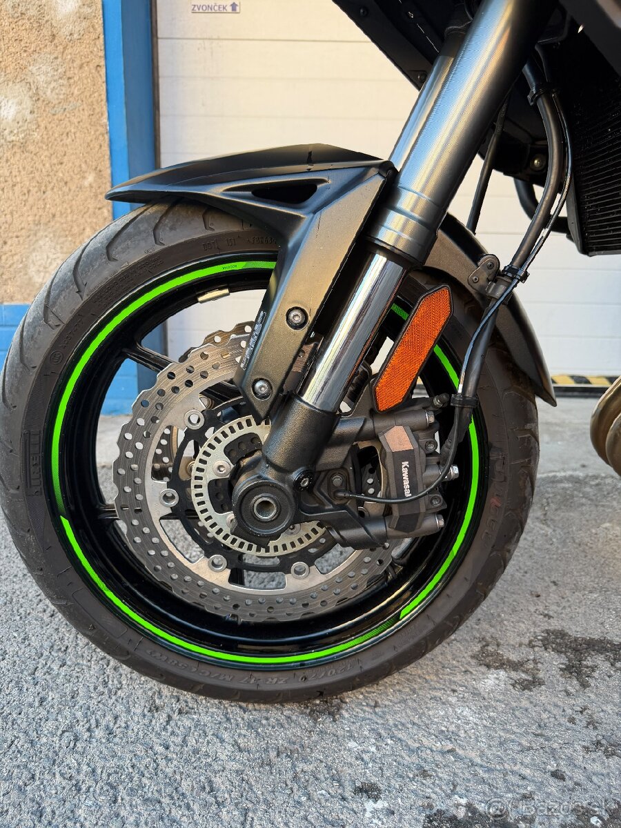 Kawasaki Versys 1000 SE - 13