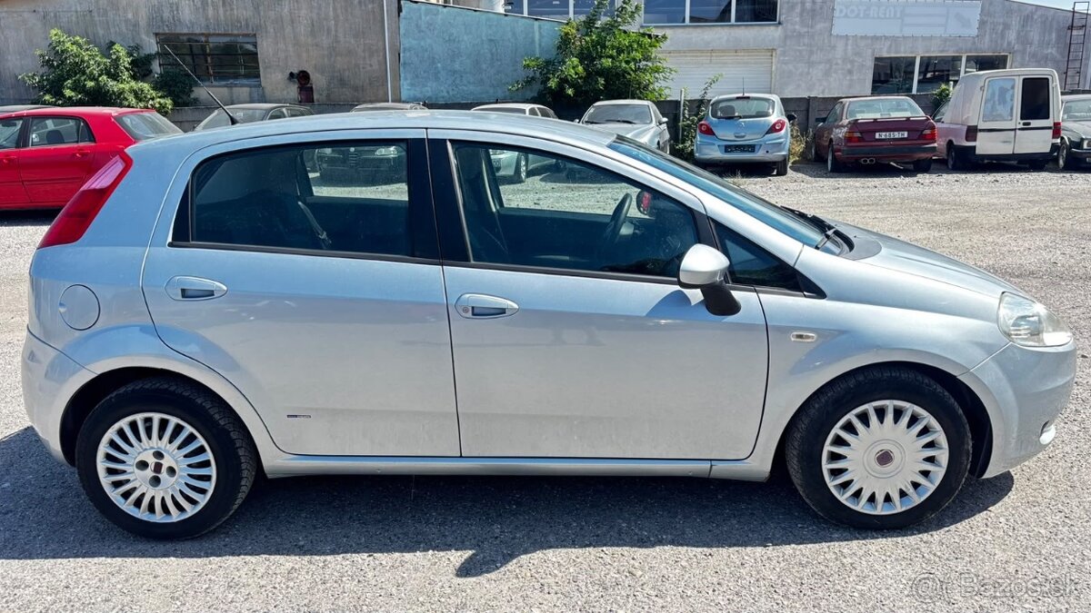 FIAT GRANDE PUNTO 1,3MULTIJET - 13