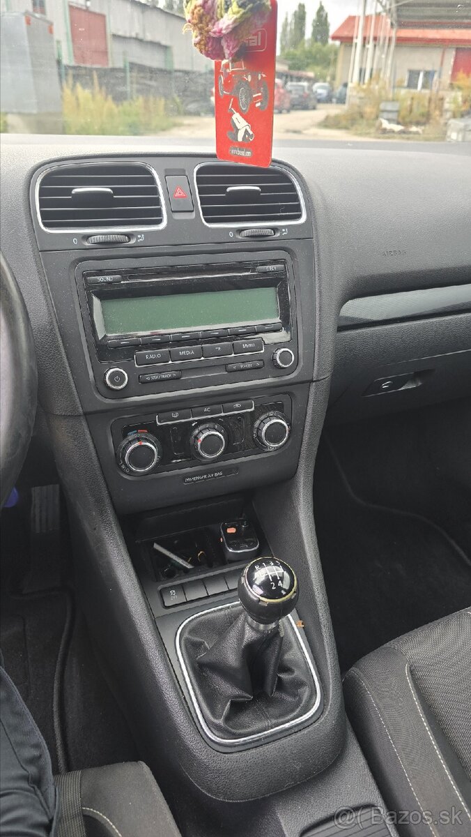 Vw golf 6 1.6tdi - 13