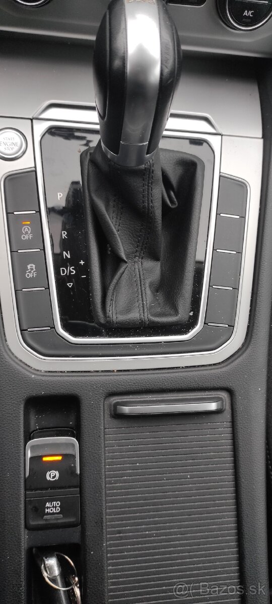 Volkswagen Passat Variant Comfortline 2.0 TDI DSG 4MOTION - 13