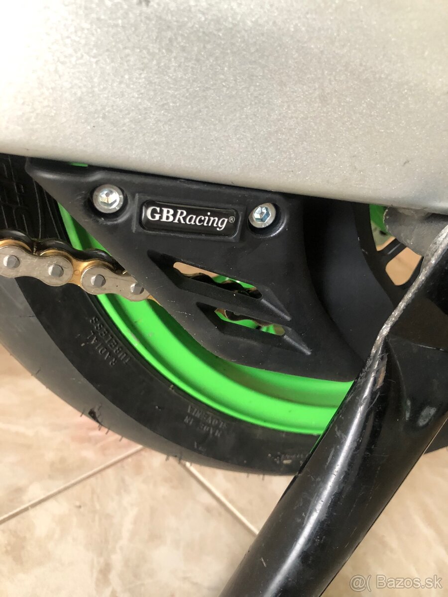 Kawasaki ZXR 400 - 13