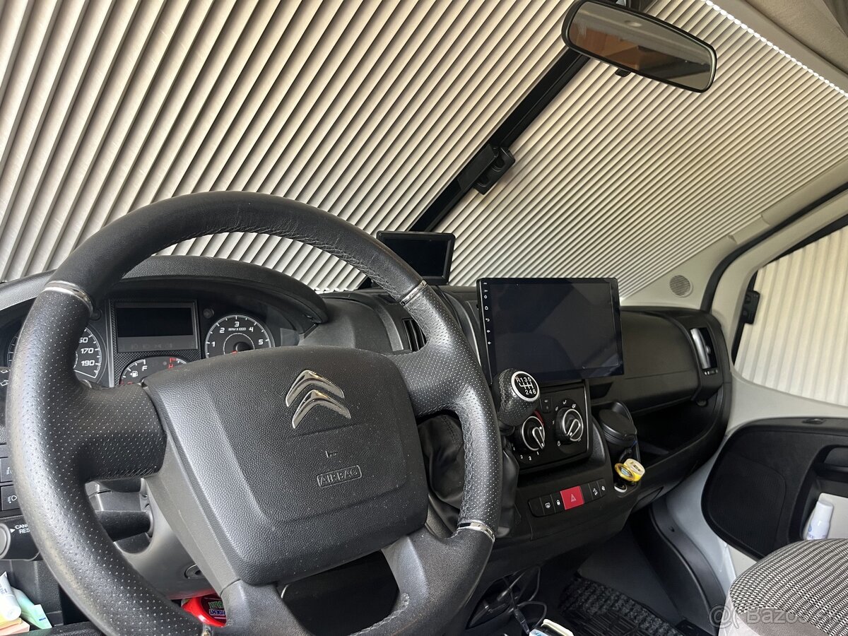 Autokaravan Pōssl 2 Win Plus - 13