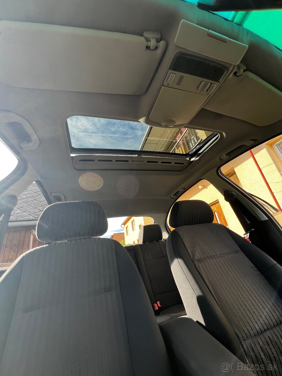 Škoda Octavia 1. 1.9TDI 81KW . - 13
