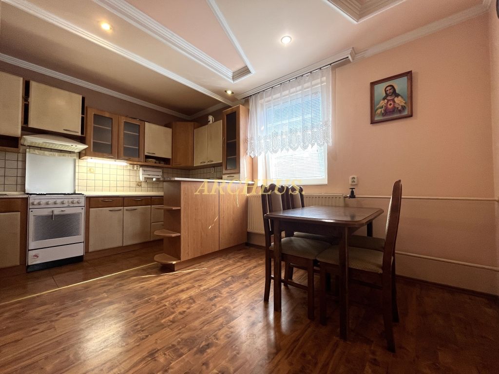 NA PREDAJ - RODINNÝ DOM, ZLATÉ, 8 KM OD BARDEJOVA - 13