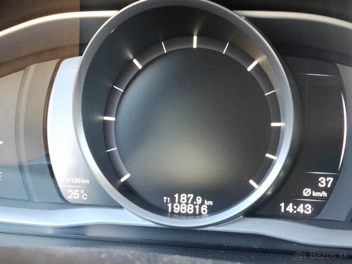 Volvo V70 2.0 D4 133KW - 13