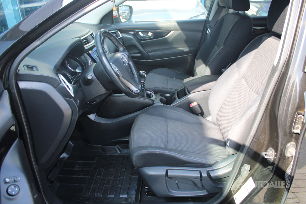 Nissan Qashqai 1,6 DCi 96 kW 4WD - 13