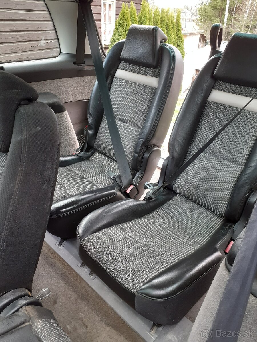 Peugeot 307 sw 2.0 hdi 79kw - 13