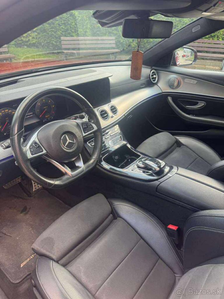 Mercedes-Benz E trieda 2017 - 13