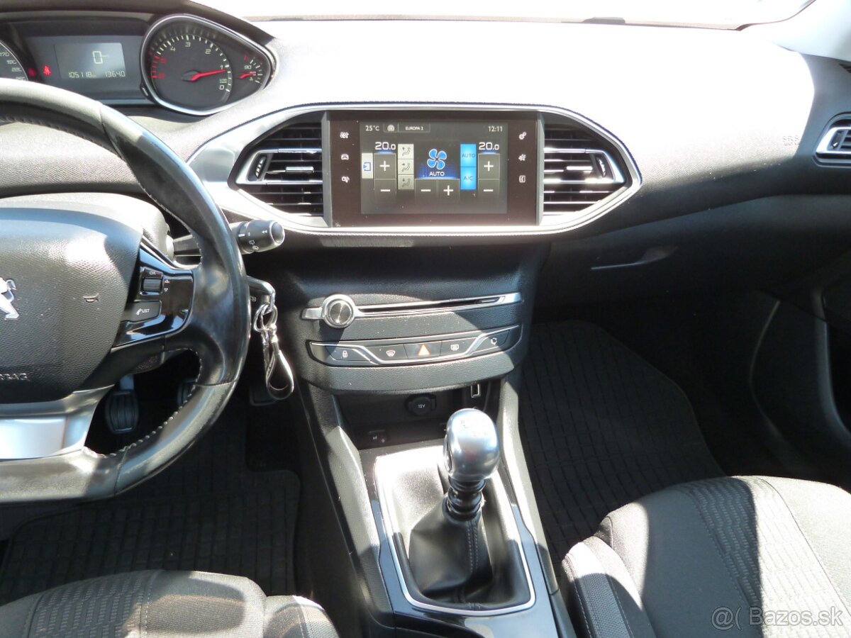 Peugeot 308 1.6 e-HDi Style Stop Start - 13