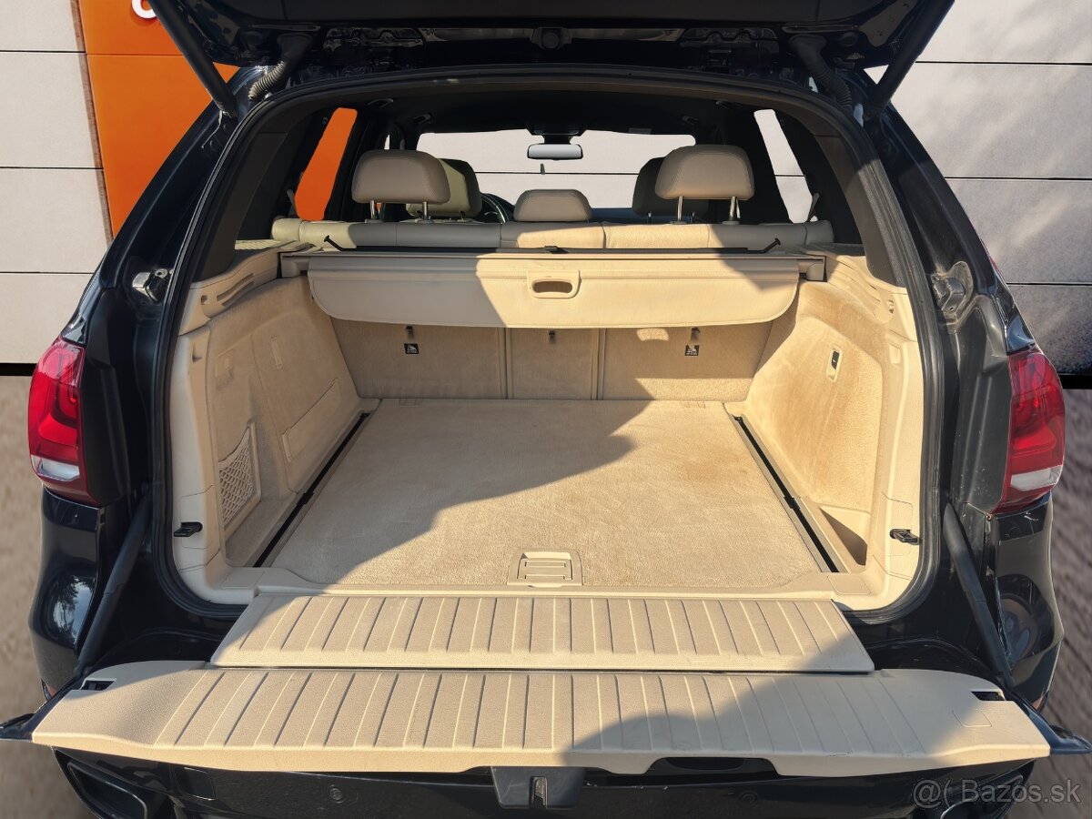 BMW X5 xDrive30d M-Packet - 13