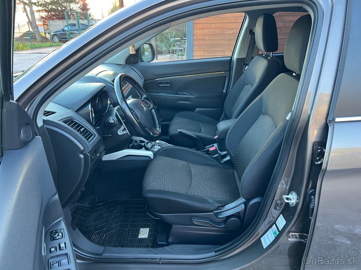 Mitsubishi ASX 2.2 DI-D Instyle+ 4x4 - 13