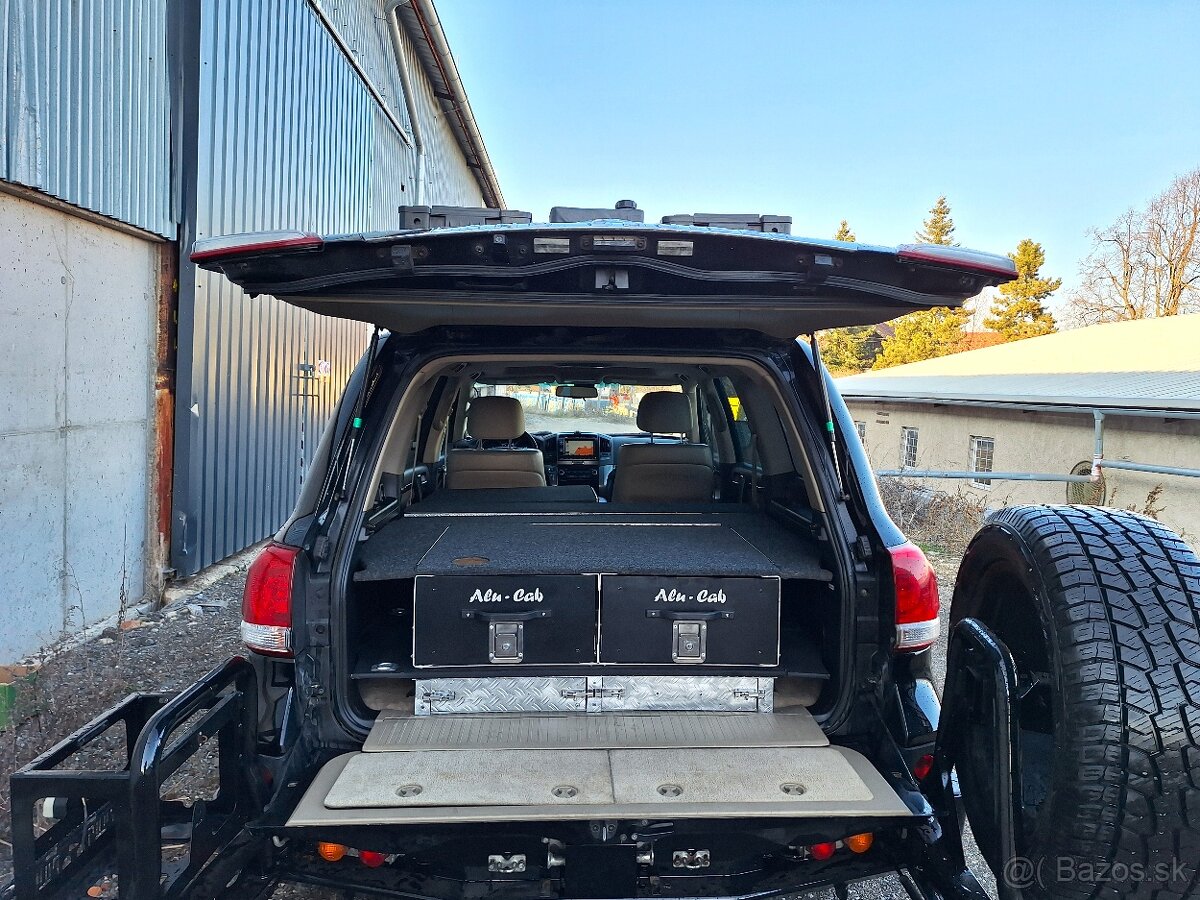 Toyota Land Cruiser 200 4.5 V8 D-4D - 13