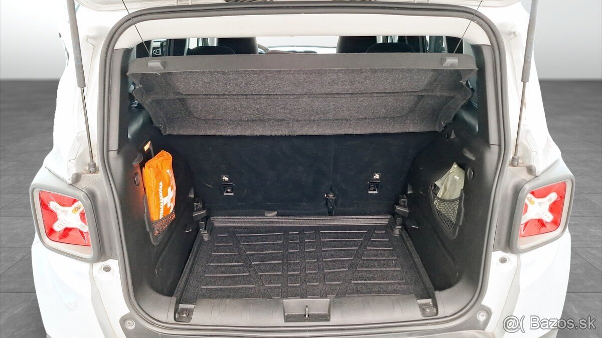 Jeep Renegade 1,0 benzín, nová TK a EK - 13