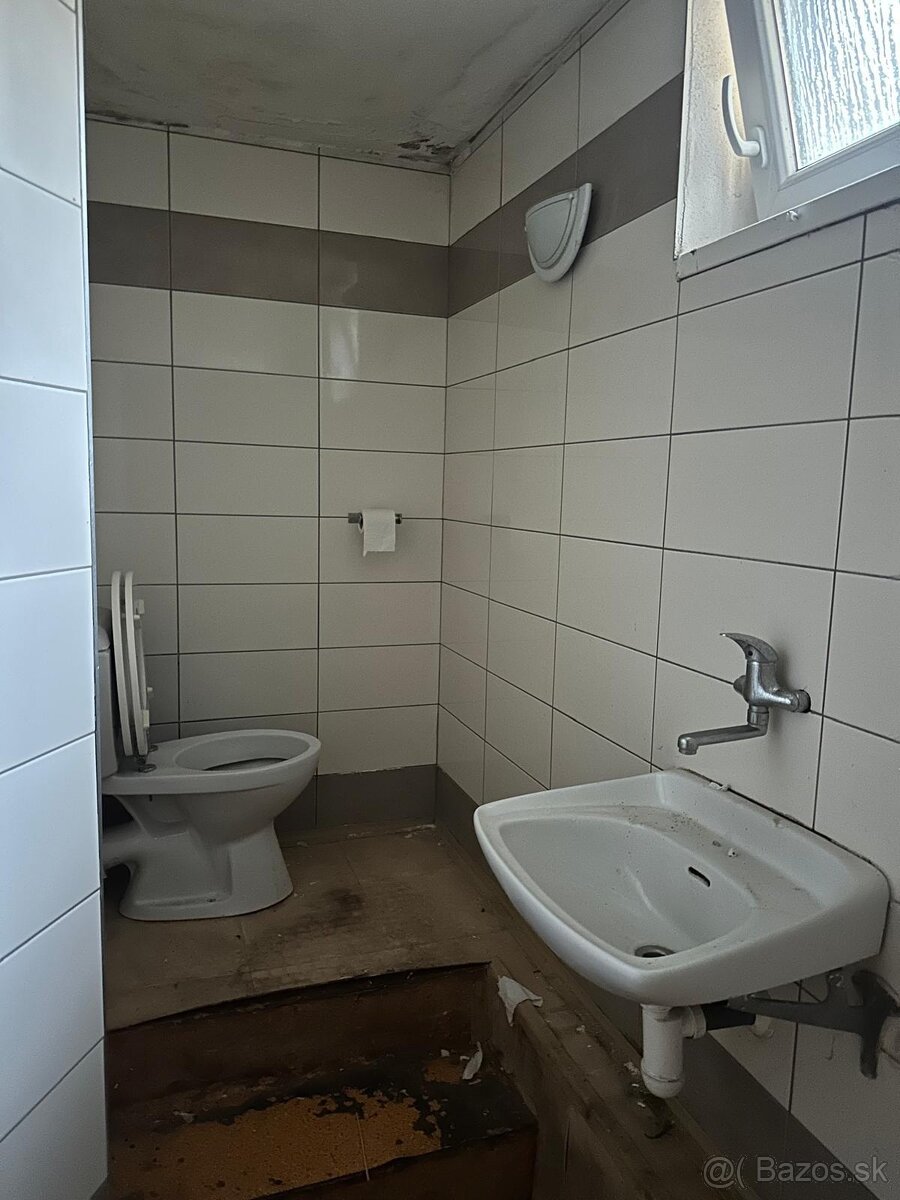 Prenájom kancelárií, cena 8,60eur/m2 - 13