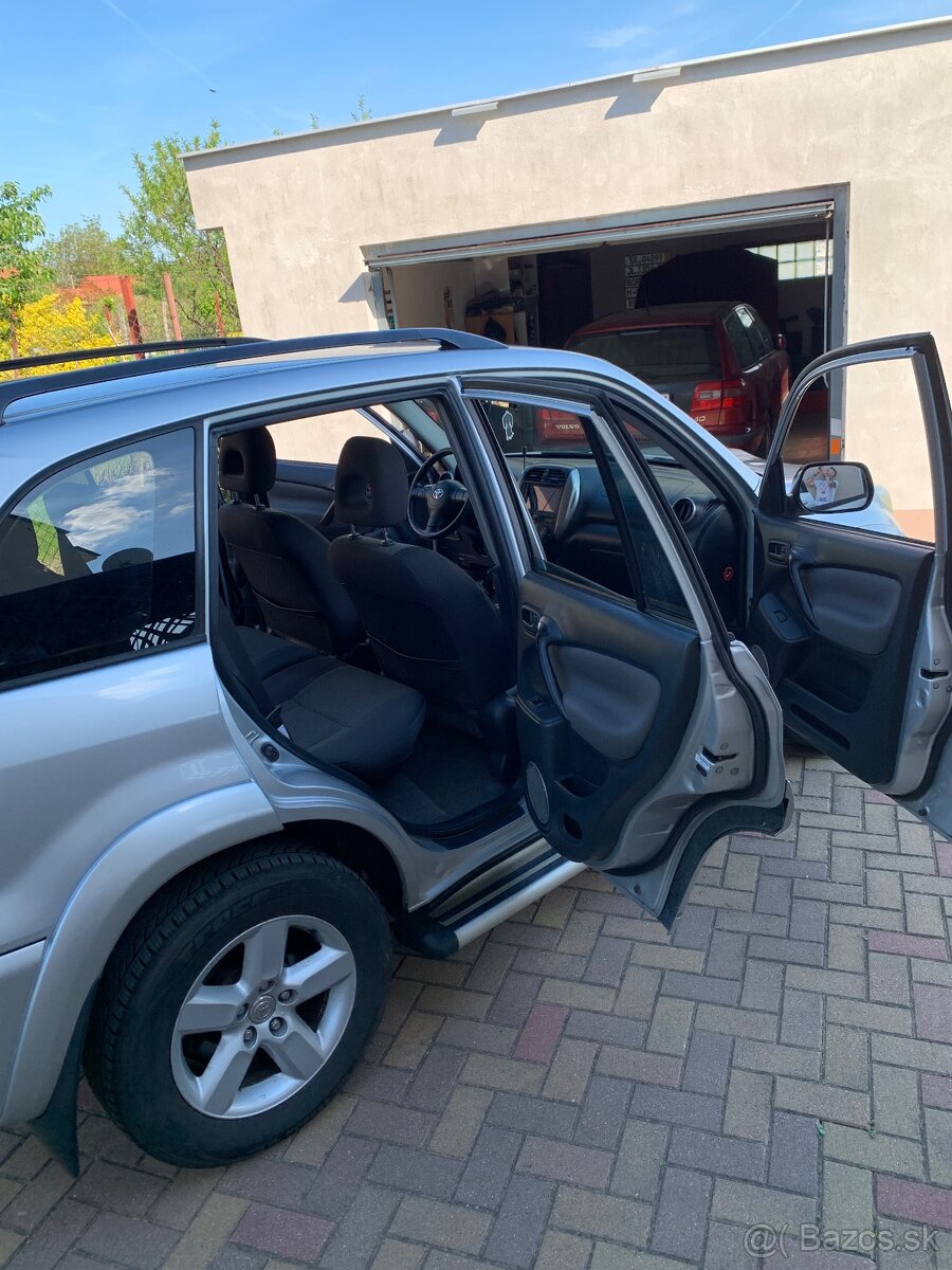 Toyota Rav4 2.0 D4D 4x4 - 13