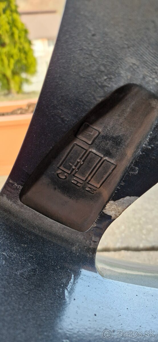 Mercedes-Benz Disky 5x112 R19 - 13