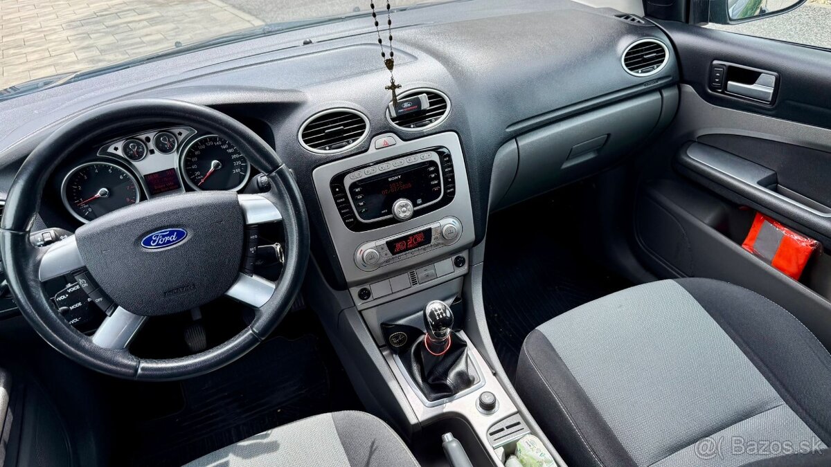 Ford Focus - 13