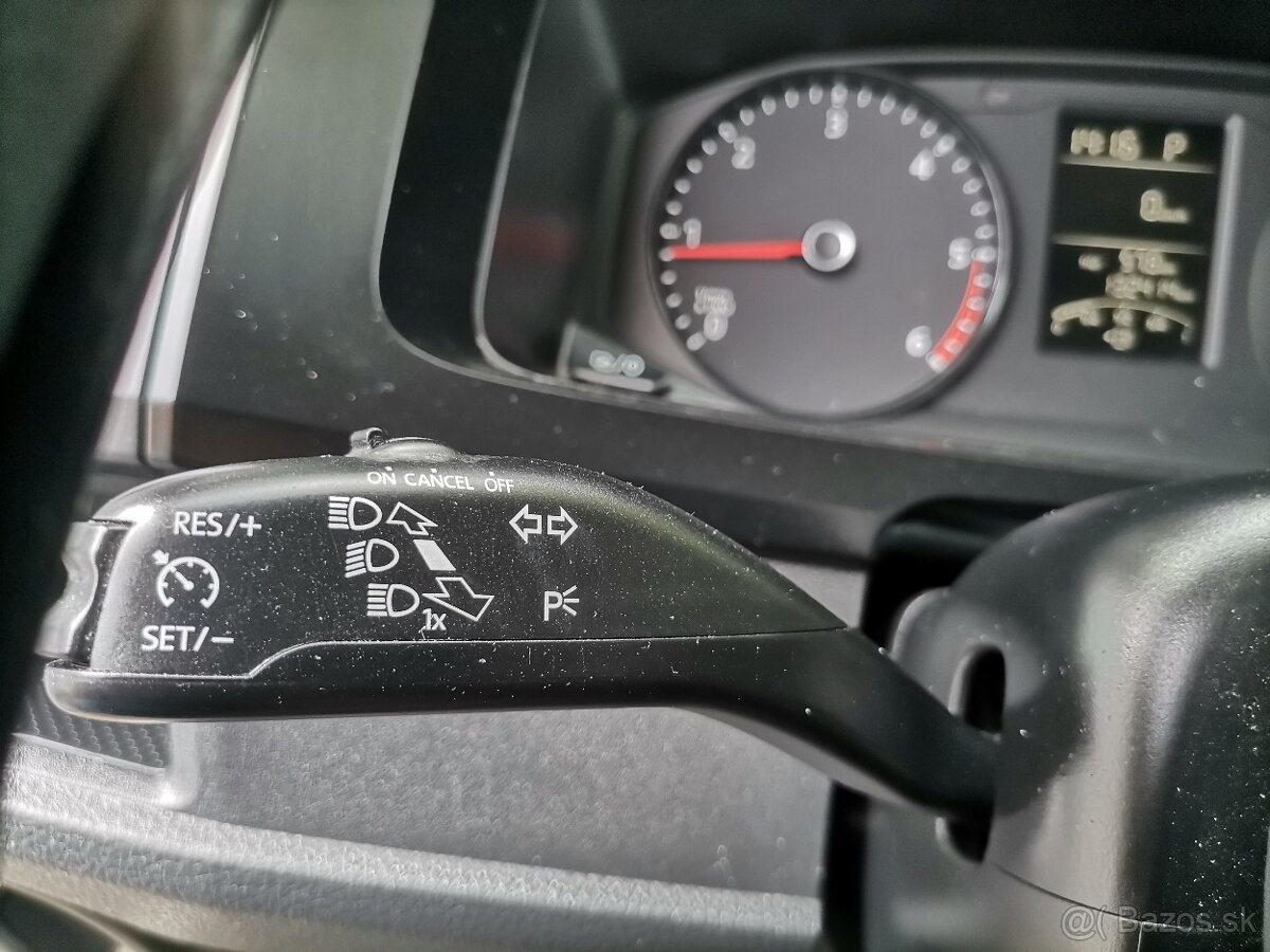 Volkswagen Transporter T6 model 2018, automat DSG - 13