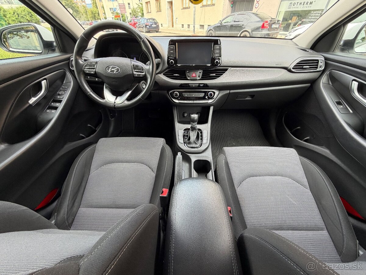 Hyundai i30, 1.6 CRDi automat - 13